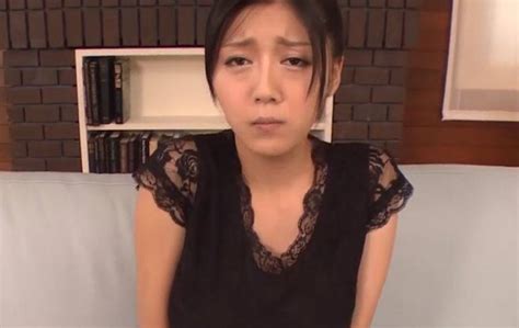 오키나 안나. 오키나 안나 ( 일본어: 奥菜 アンナ おきな あんな[ *], 1994년 11월 29일 ~ )는 일본 의 여자 AV 배우 다. 키는 170cm에다가 몸무게는 55kg이다. 쓰리 사이즈는 B105-W55-H85라고 브라 사이즈는 M컵이다. 그리고 2012년 19살때 AV 배우로 시작을 했다. 그리고 ... 